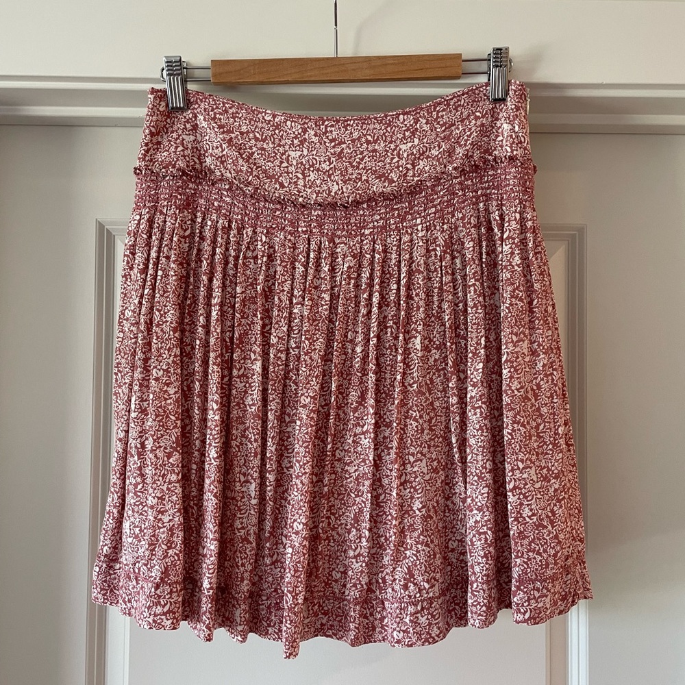 Cute mini skirt
